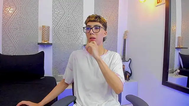 Nikolay Gregori online show from January 14, 4:04 am