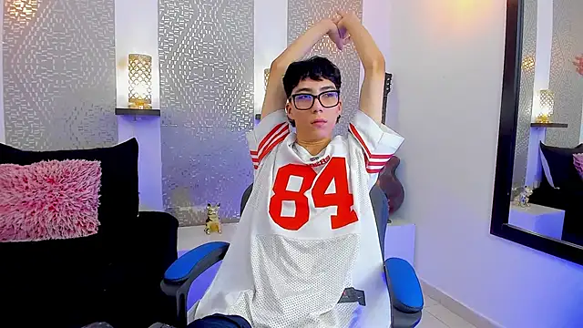 Nikolay Gregori online show from January 28, 7:43 am