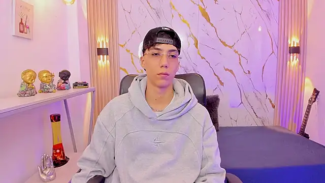 Nikolay Gregori online show from February 11, 3:22 am