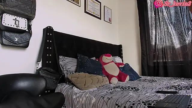 Pantera black 21 online show from November 8, 6:07 pm