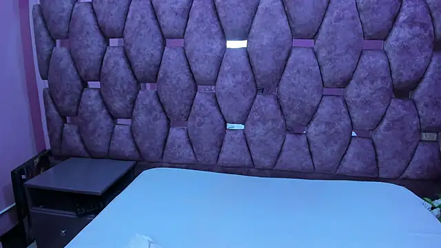 AlaSmith online show from November 28, 2:03 am