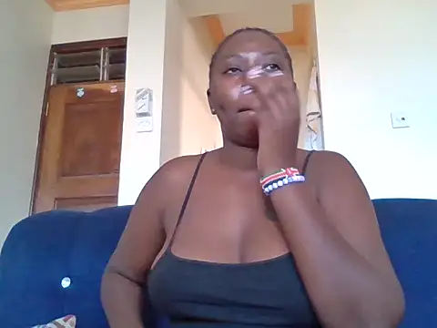 Snapshot of choco_dimples chatting on February 20, 2:02 pm choco dimples online show from February 20, 2:02 pm