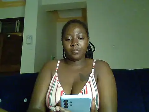 Snapshot of choco_dimples chatting on October 15, 11:16 pm choco dimples online show from October 15, 11:16 pm