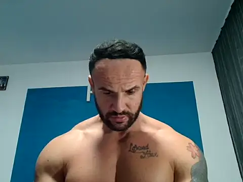 Magnificmuscles89 online show from December 12, 11:03 pm