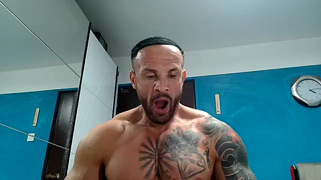 Magnificmuscles89 online show from September 30, 1:16 pm