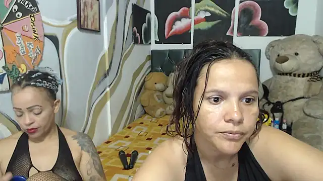 manzanahot9 online show from December 4, 8:06 pm