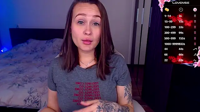 Snapshot of Cutie-Melanie chatting on November 19, 12:16 pm Cutie-Melanie online show from November 19, 12:16 pm