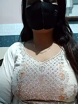 Aishwaryaa 69 online show from February 8, 3:31 pm