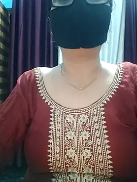 Aishwaryaa 69 online show from October 6, 4:37 pm