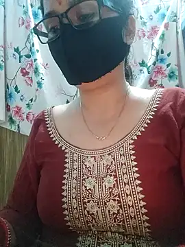 Aishwaryaa 69 online show from October 15, 4:18 pm