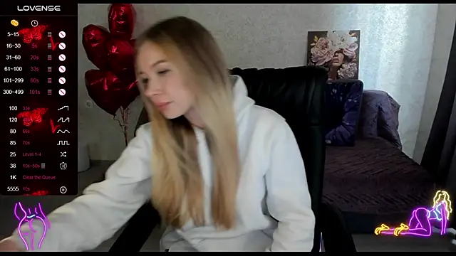  NigoNika online show from March 6, 8:44 am