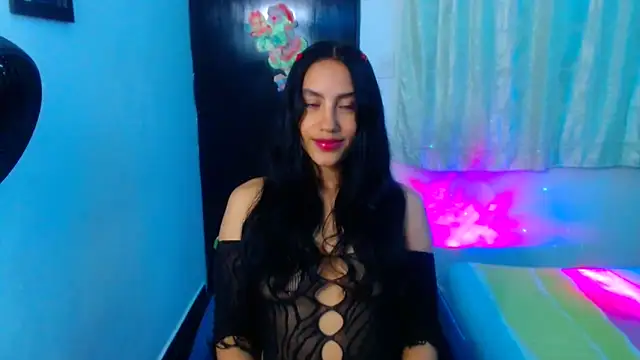 Snapshot of pleasure_and_fantasy chatting on December 21, 7:06 pm pleasure and fantasy online show from December 21, 7:06 pm