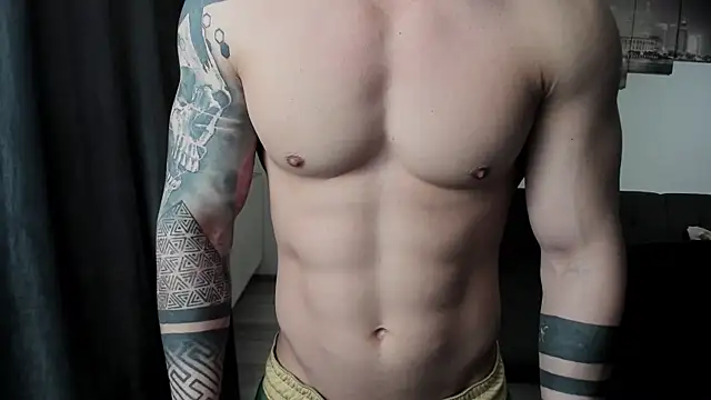 Richarddarell1 online show from March 11, 6:41 am