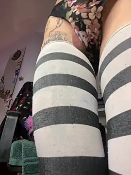 giuli zerozero online show from February 14, 3:15 pm