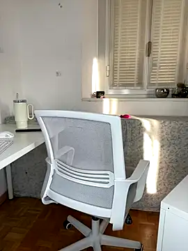 giuli zerozero online show from October 2, 3:19 pm