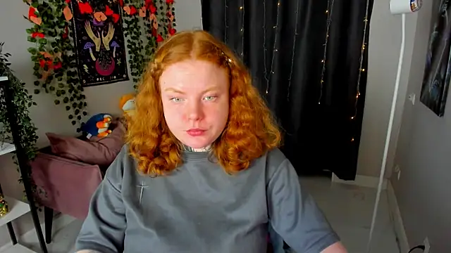 Cassie xKiss online show from February 26, 8:30 pm