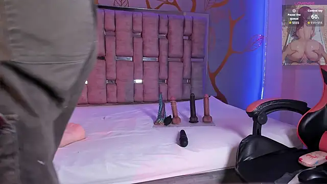 Leiaa  online show from February 1, 6:01 am