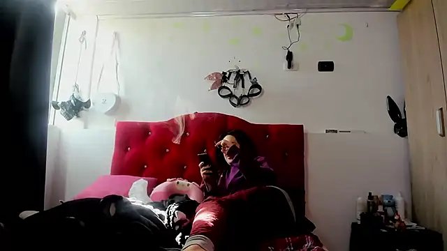 Sweet-Suck69 online show from January 4, 8:27 pm