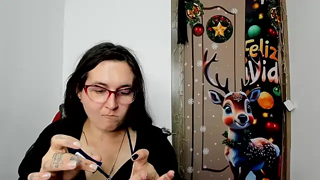 Sweet-Suck69 online show from January 10, 4:33 am