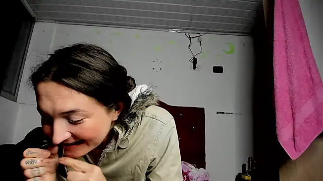 Sweet-Suck69 online show from March 16, 2:21 am