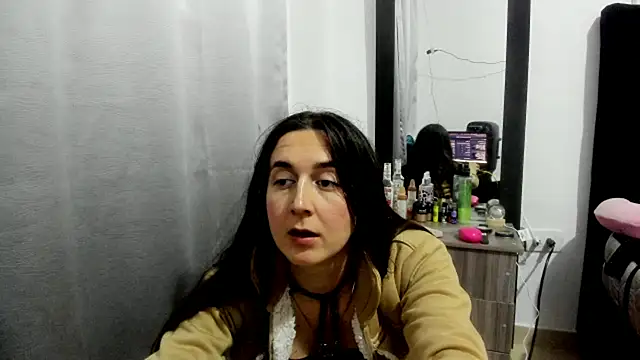 Snapshot of Sweet-Suck69 chatting on March 9, 2:26 am Sweet-Suck69 online show from March 9, 2:26 am