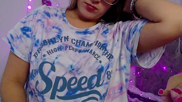 Giia paiige18 online show from March 22, 6:11 am