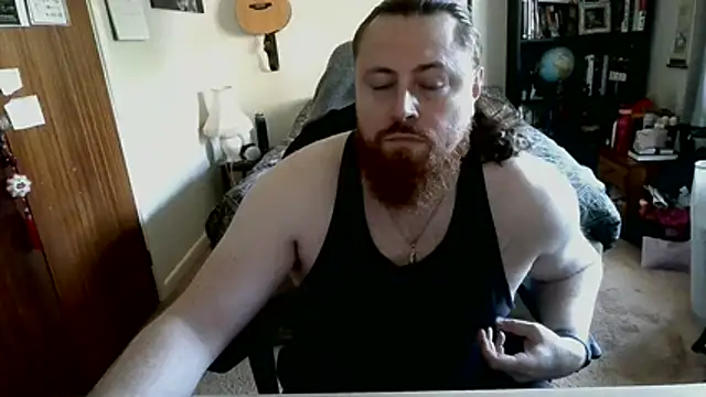 Hairy Guy30 online show from June 12, 6:29 pm