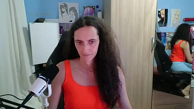 MemiKouki online show from October 12, 6:07 pm