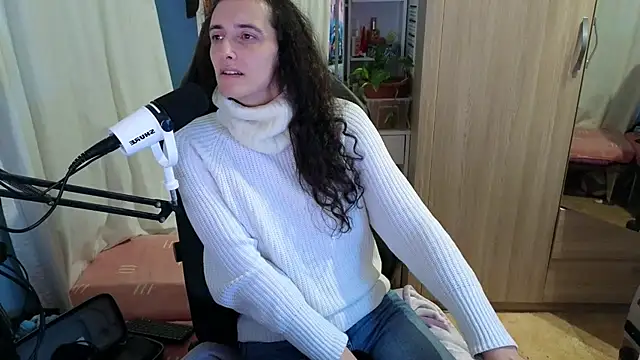 MemiKouki online show from November 24, 5:01 pm