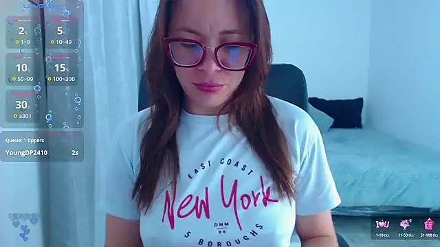 SharonR1 online show from November 26, 2:12 am