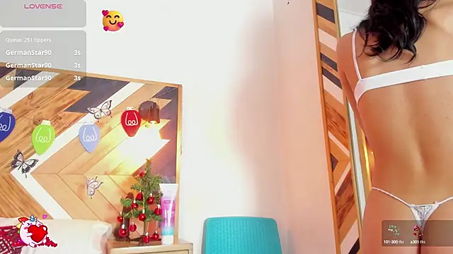 Snapshot of Kathaleiya_Ozz chatting on December 11, 8:39 pm Kathaleiya Ozz online show from December 11, 8:39 pm