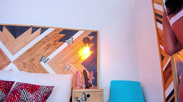 Snapshot of Kathaleiya_Ozz chatting on January 17, 8:11 pm Kathaleiya Ozz online show from January 17, 8:11 pm