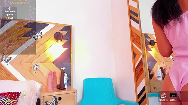 Snapshot of Kathaleiya_Ozz chatting on February 20, 8:25 pm Kathaleiya Ozz online show from February 20, 8:25 pm