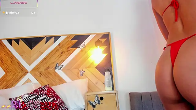 Snapshot of Kathaleiya_Ozz chatting on October 17, 7:38 pm Kathaleiya Ozz online show from October 17, 7:38 pm