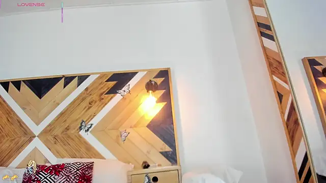 Snapshot of Kathaleiya_Ozz chatting on November 18, 7:40 pm Kathaleiya Ozz online show from November 18, 7:40 pm