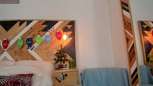 Snapshot of Kathaleiya_Ozz chatting on December 4, 7:55 pm Kathaleiya Ozz online show from December 4, 7:55 pm