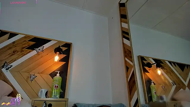 Snapshot of Kathaleiya_Ozz chatting on February 11, 7:19 pm Kathaleiya Ozz online show from February 11, 7:19 pm