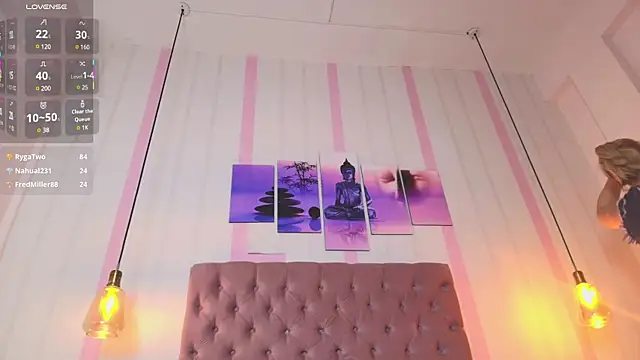 Snapshot of Sophia_turneer chatting on March 21, 10:39 am Sophia turneer online show from March 21, 10:39 am