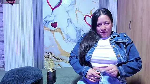 Snapshot of monickhot303av chatting on February 20, 3:58 am monickhot303av online show from February 20, 3:58 am