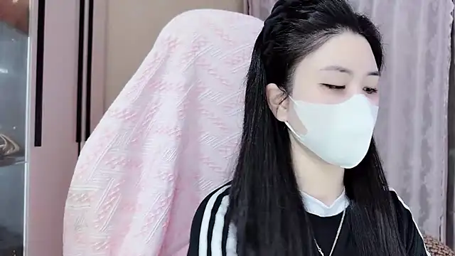  Lygn   online show from November 13, 6:01 am