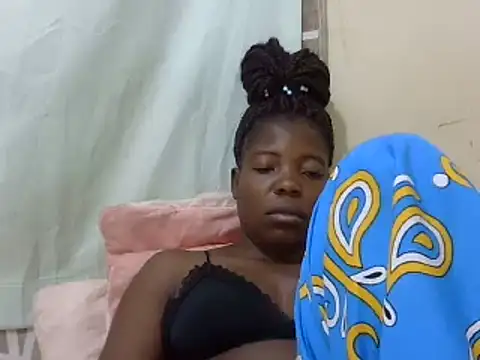 ebony valleria online show from February 19, 3:28 am