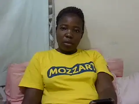 ebony valleria online show from February 20, 4:28 am