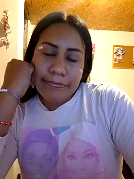 Snapshot of KasiaVenus_ chatting on December 18, 4:18 am KasiaVenus online show from December 18, 4:18 am