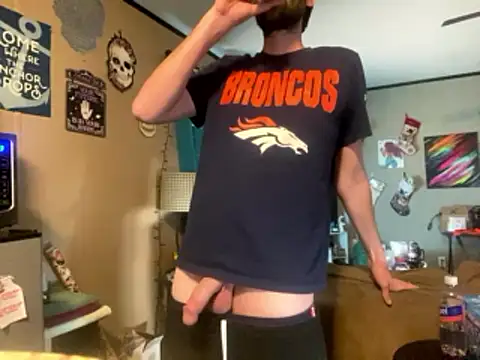 Snapshot of denverfwb chatting on January 10, 8:32 pm denverfwb online show from January 10, 8:32 pm