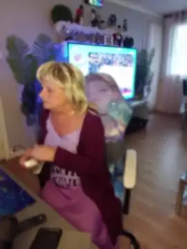 Snapshot of Anjela30 chatting on March 18, 5:38 pm Anjela30 online show from March 18, 5:38 pm