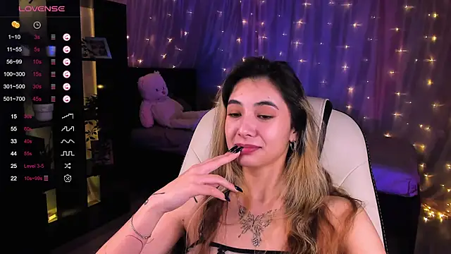 DarlaLike online show from December 8, 7:58 am