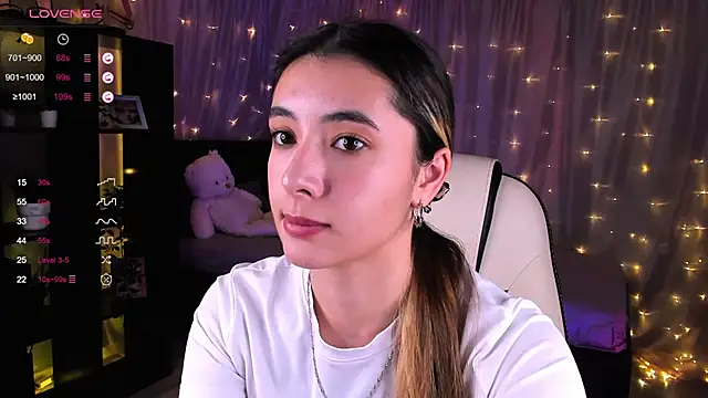 DarlaLike online show from December 9, 7:50 am