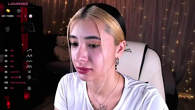 DarlaLike online show from February 5, 5:09 am