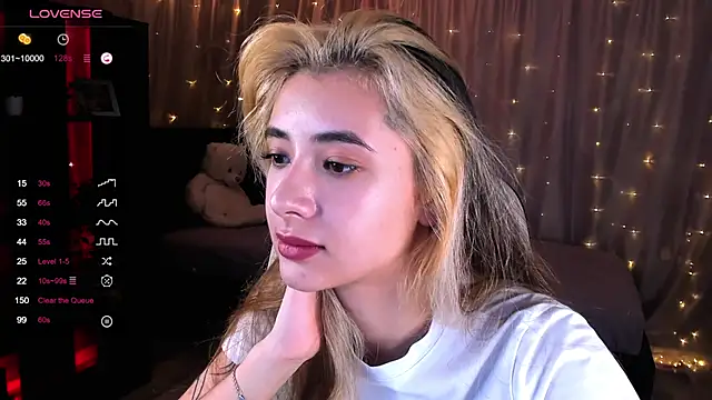 DarlaLike online show from February 6, 7:24 am