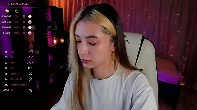 DarlaLike online show from March 3, 5:42 am